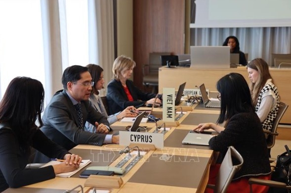 Vietnam starts negotiations to join expanded Information Technology Agreement